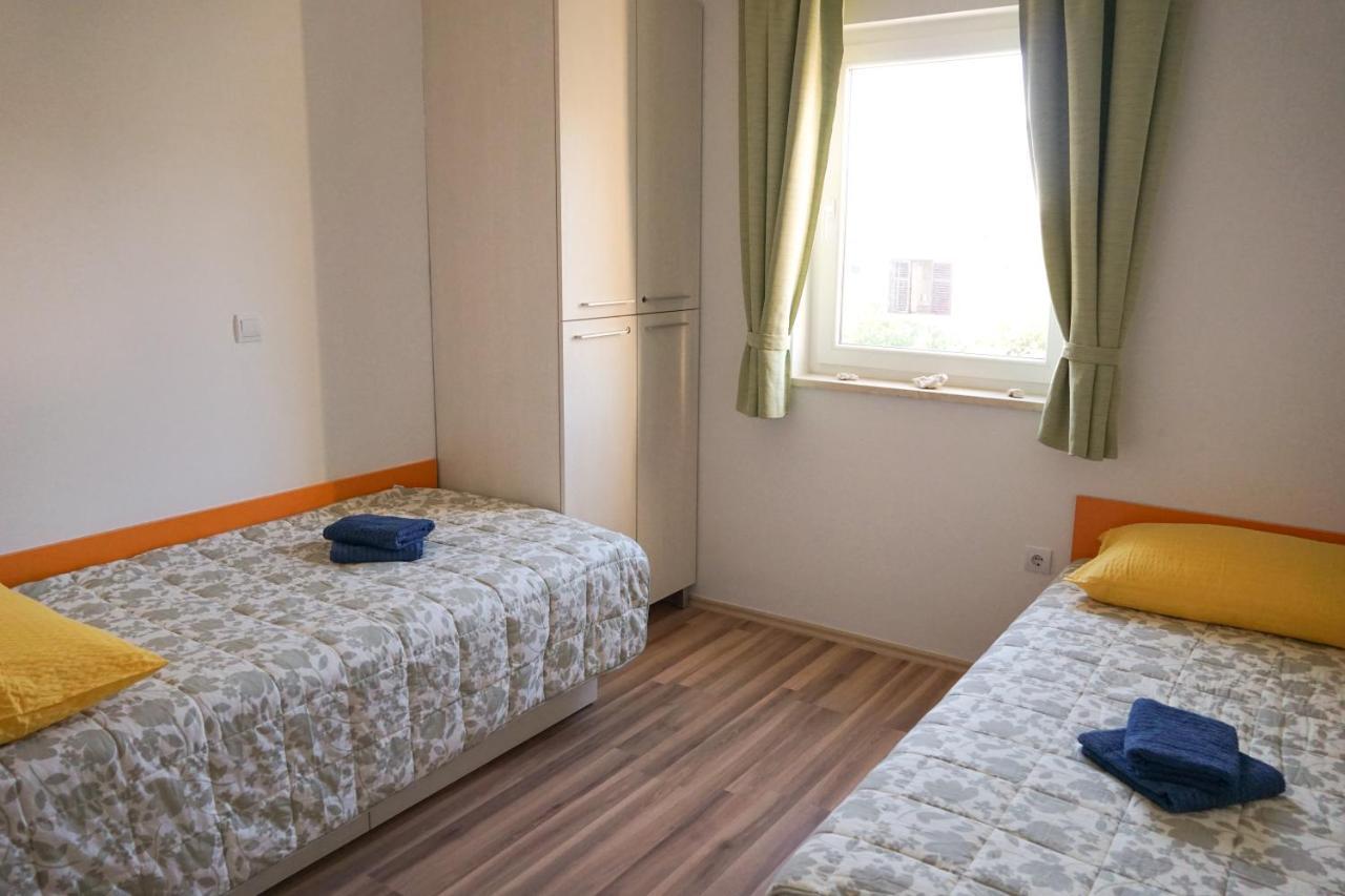 Apartment Punat Eksteriør billede